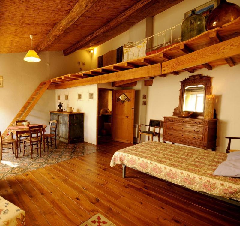 La Vigne Bleue Hotel Olonzac ภายนอก รูปภาพ